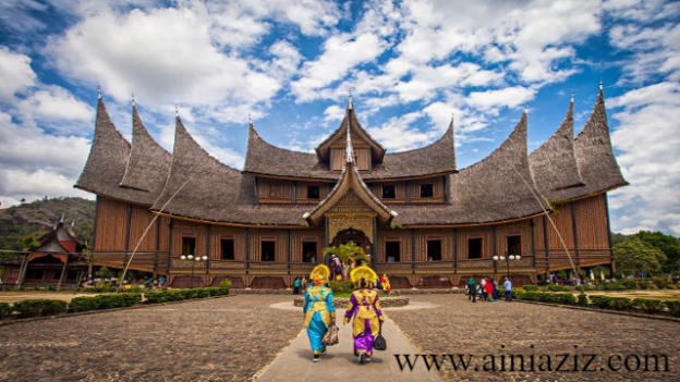 Daftar 5 Wisata Alam di Sumatera Barat yang Terkenal Indah
